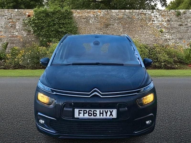 Used Citroën Grand C4 Picasso Flair 120 HP (88 kW) 2016 Black MPV