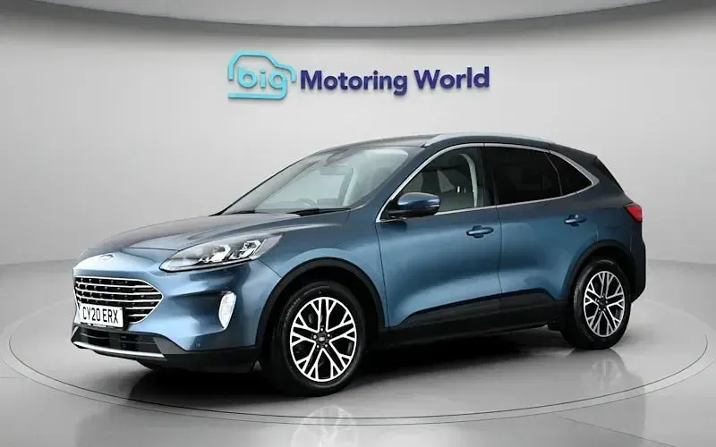Used Ford Kuga Titanium 120 HP (88 kW) 2020 Blue SUV