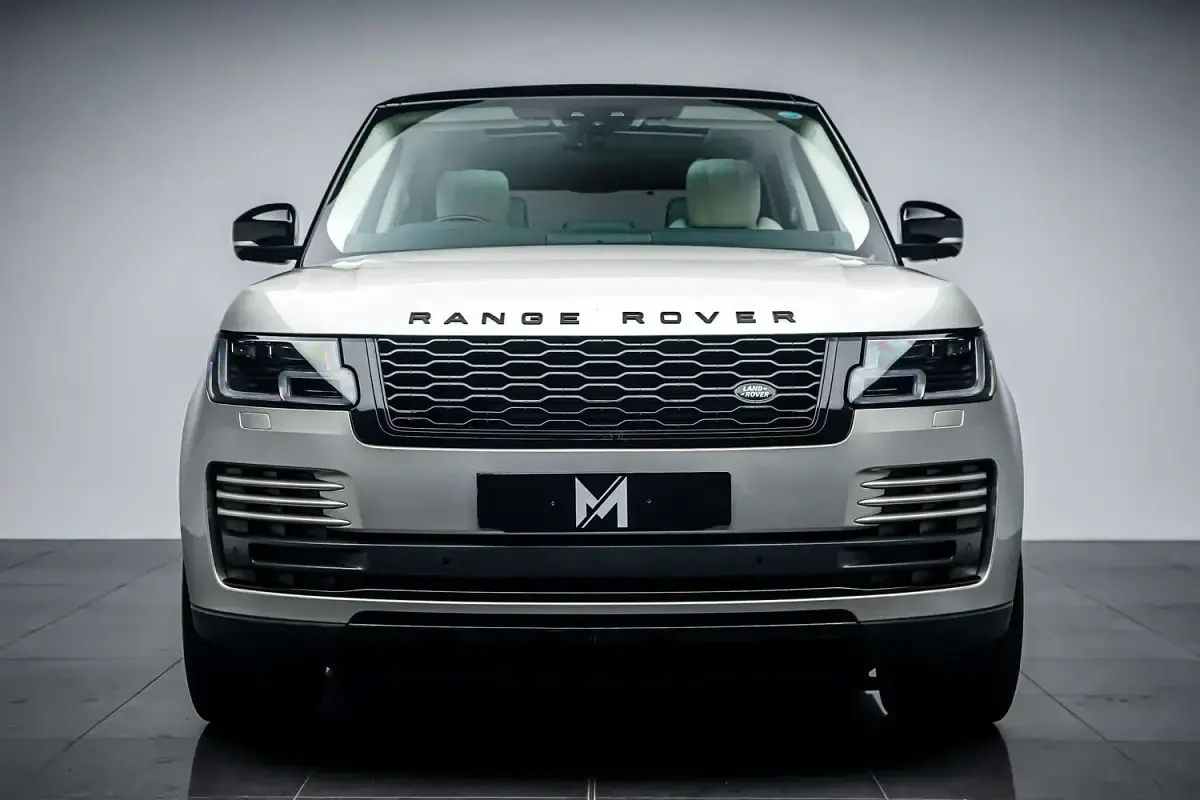 Used Land Rover Range Rover Vogue 275 HP (202 kW) 2018 Gold SUV