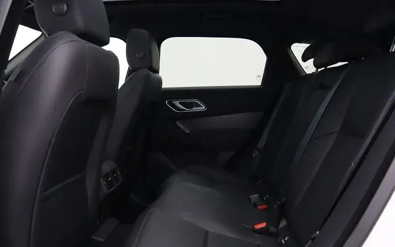 Used Land Rover Range Rover Velar SE Dynamic 204 HP (150 kW) 2025 SUV