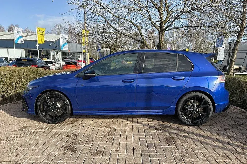 New VW Golf VIII 333 HP (244 kW) 2025