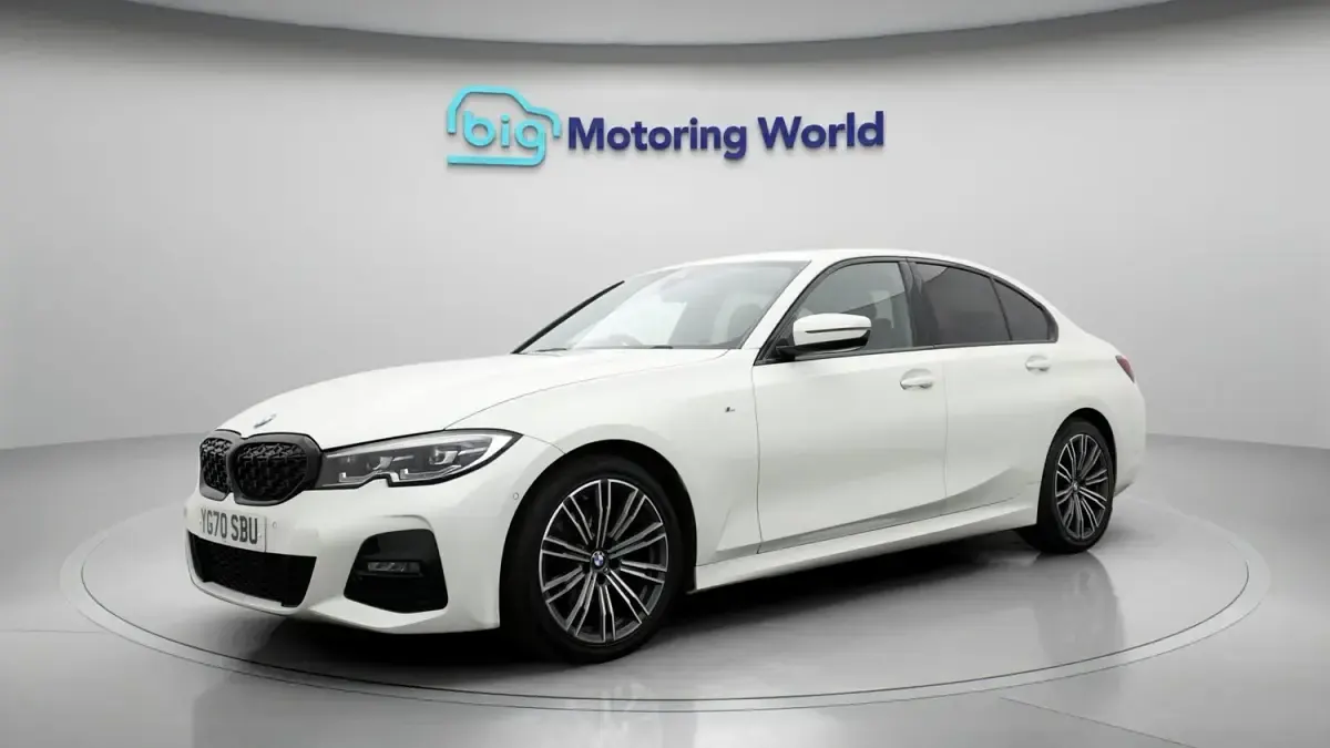 Używany BMW 320 M Sport 184 KM (135 kW) 2020 Biały Sedan/Limuzyna