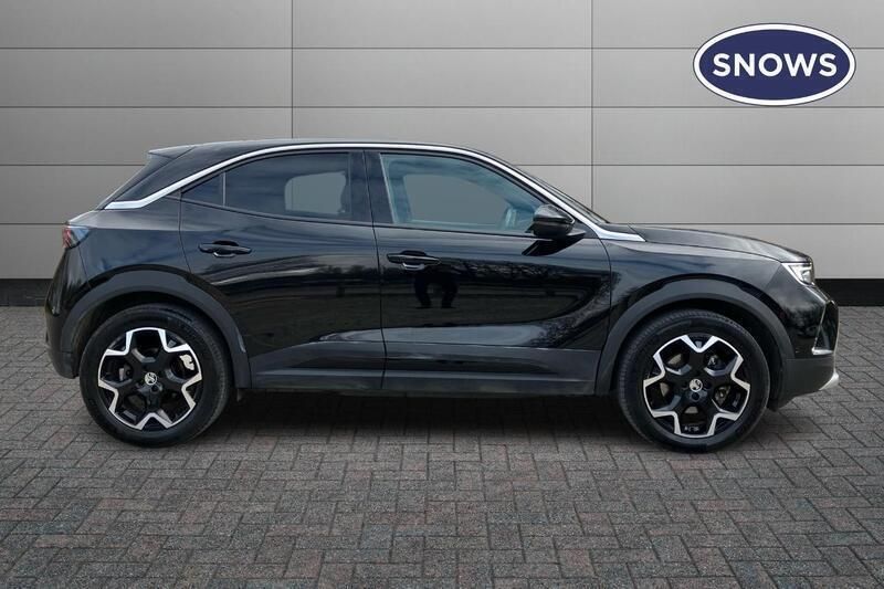 Diamond black Used 2022 Vauxhall Mokka Ultimate SUV | £14,346 (Fair price) - Image 1/4