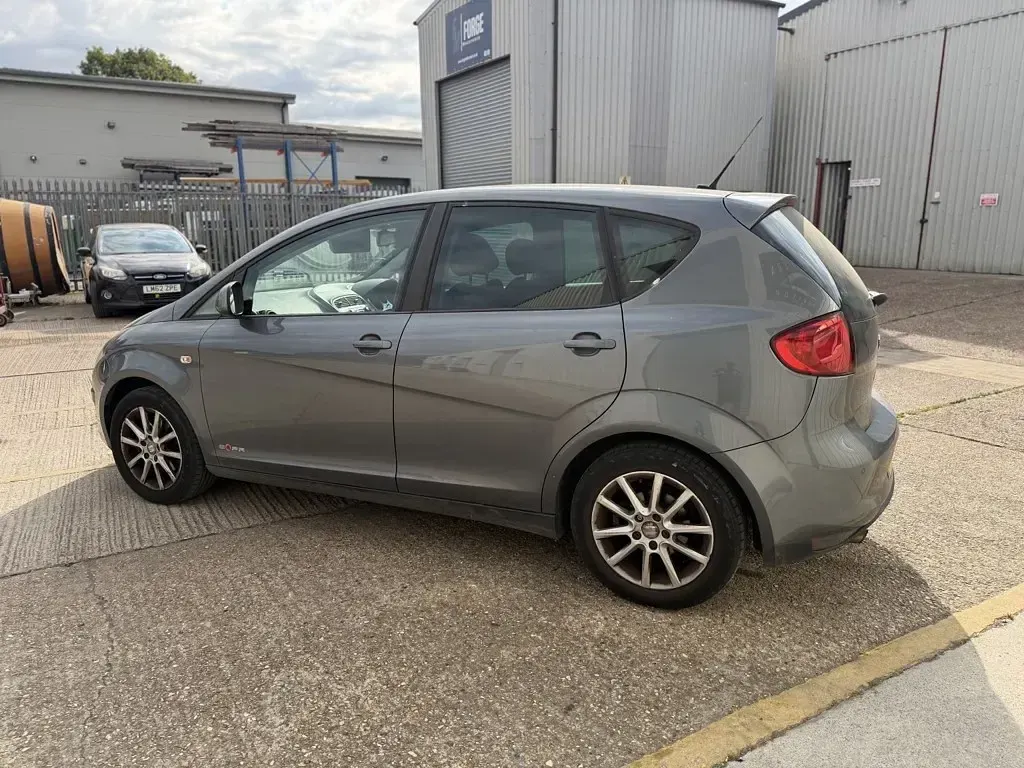 Used Seat Altea Copa 105 HP (77 kW) 2013 Grey MPV