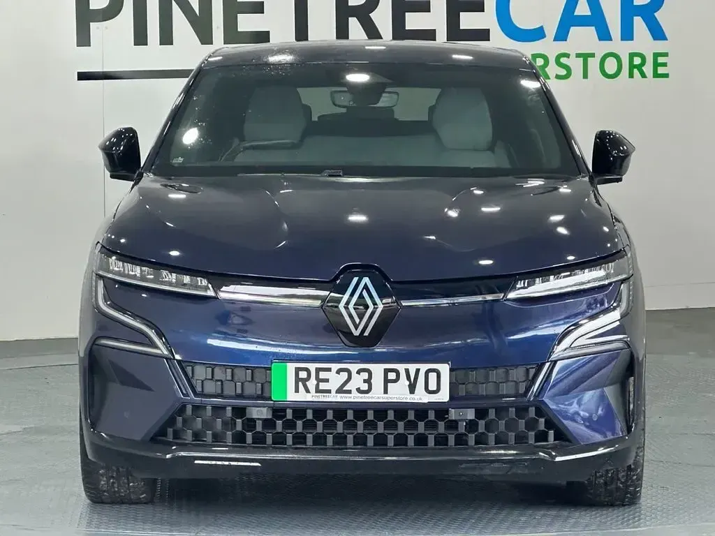 Used Renault Megane E-Tech Techno 161 kW (220 HP) 2023 Blue Hatchback