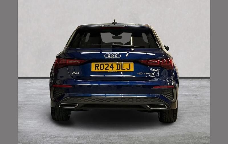 Used Audi A3 e-tron S-Line 204 HP (150 kW) 2024 Blue Hatchback