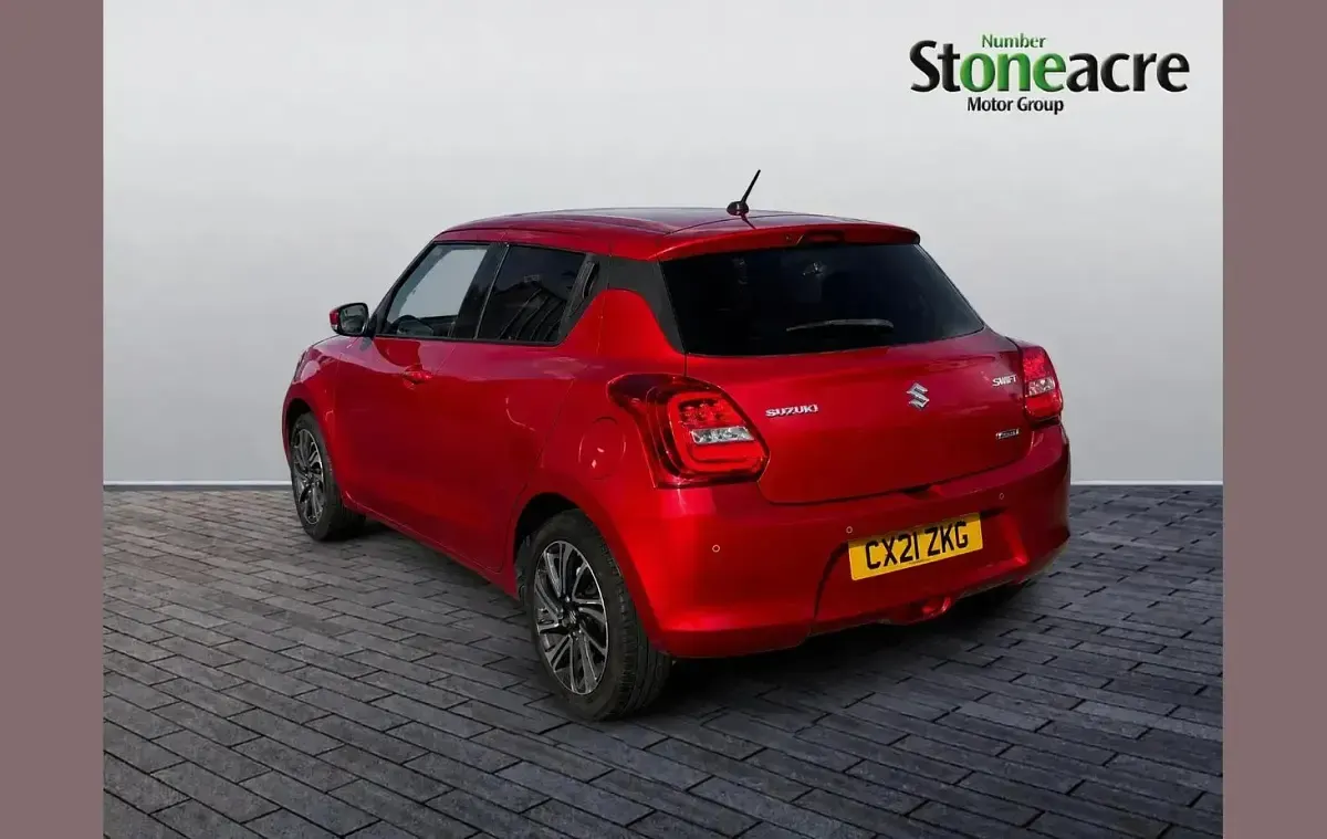 Used Suzuki Swift SZ5 83 HP (61 kW) 2021 Red Hatchback