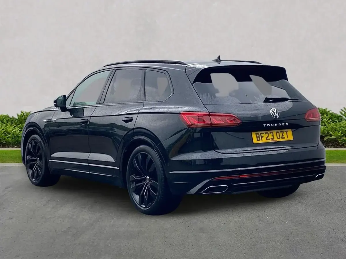 Used VW Touareg Black Edition 286 HP (210 kW) 2023 Black SUV