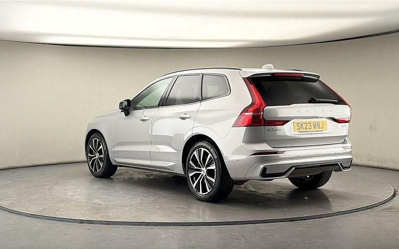 Used Volvo XC60 Ultimate 250 HP (183 kW) 2022 Silver dawn SUV