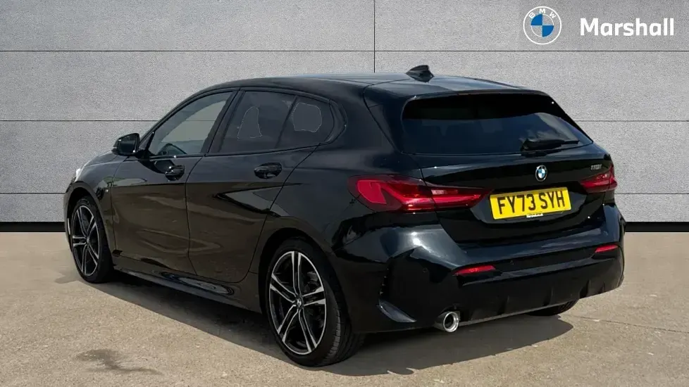 Used BMW 118 M Sport 136 HP (100 kW) 2023 Black sapphire Hatchback