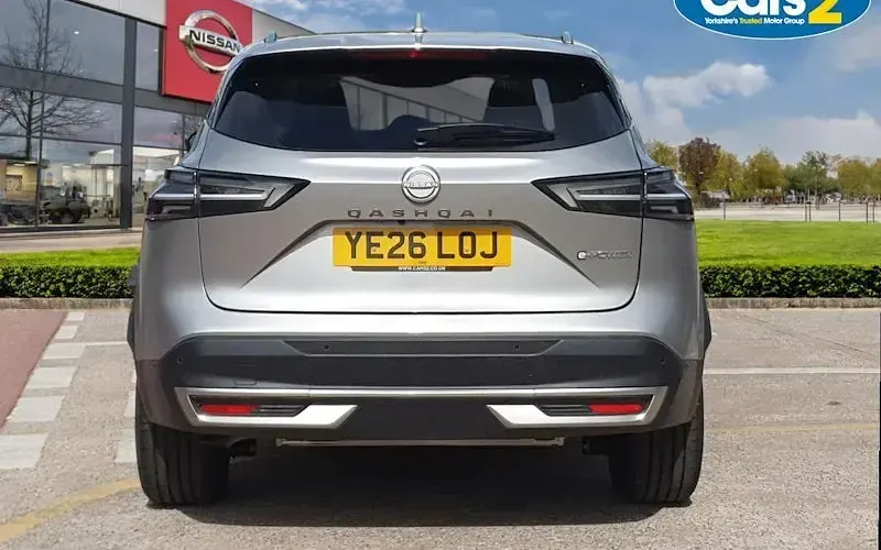 Used Nissan Qashqai N-Connecta 190 HP (139 kW) 2025 Silver SUV