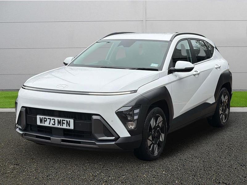 Second-hand Hyundai Kona Advanced 141 CP (103 kW) 2023 Alb SUV