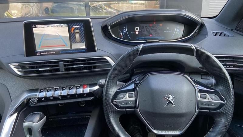 Second-hand Peugeot 3008 Premium 129 CP (94 kW) 2020 Gri SUV