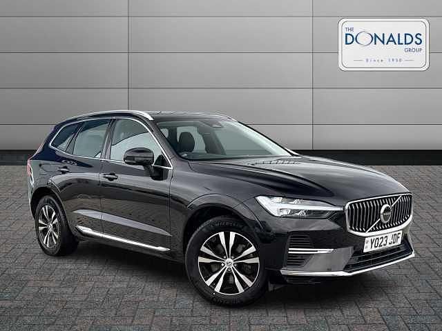 Black Used 2023 Volvo XC60 Core SUV | £32,535 (Fair price) - Image 1/2