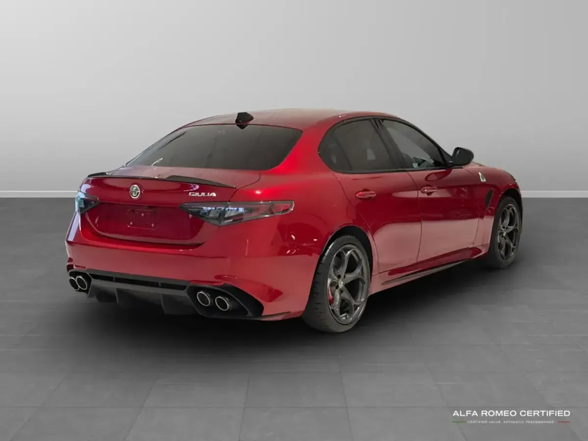 New Alfa Romeo Giulia Quadrifoglio 511 HP (375 kW) 2025 Red Sedan