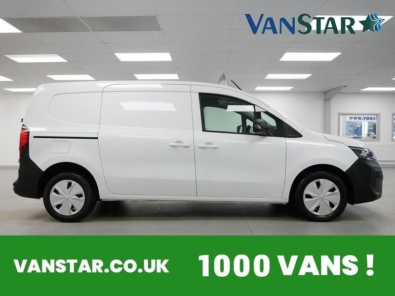 Used Nissan Townstar Tekna 130 HP (95 kW) 2023 White Van