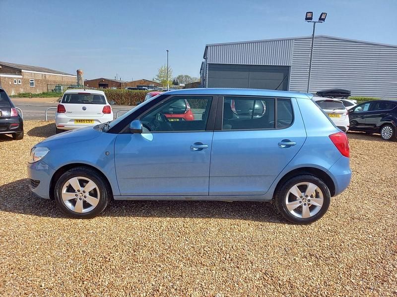 Gebraucht Skoda Fabia SE 2014 Blau Kleinwagen
