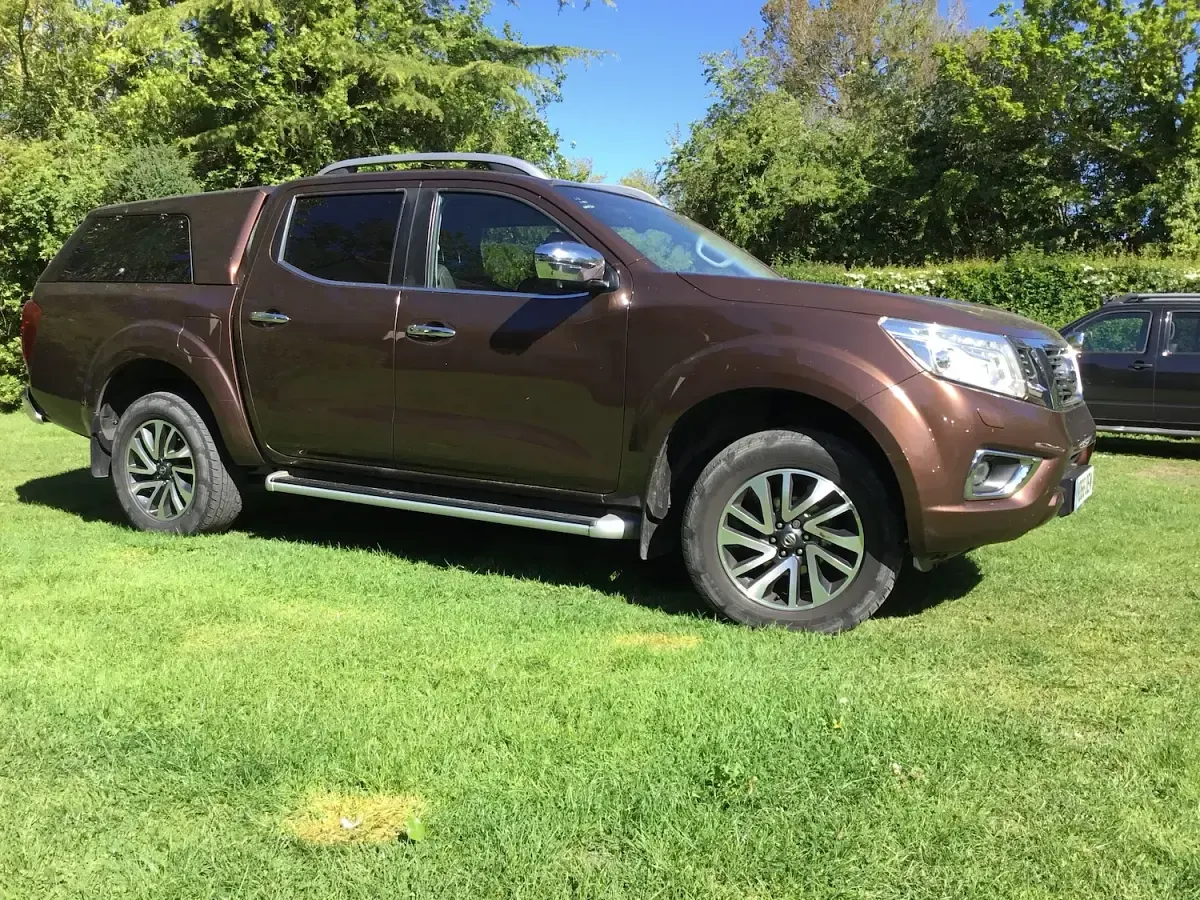 Used Nissan Navara Tekna 2016 Bronze Pickup