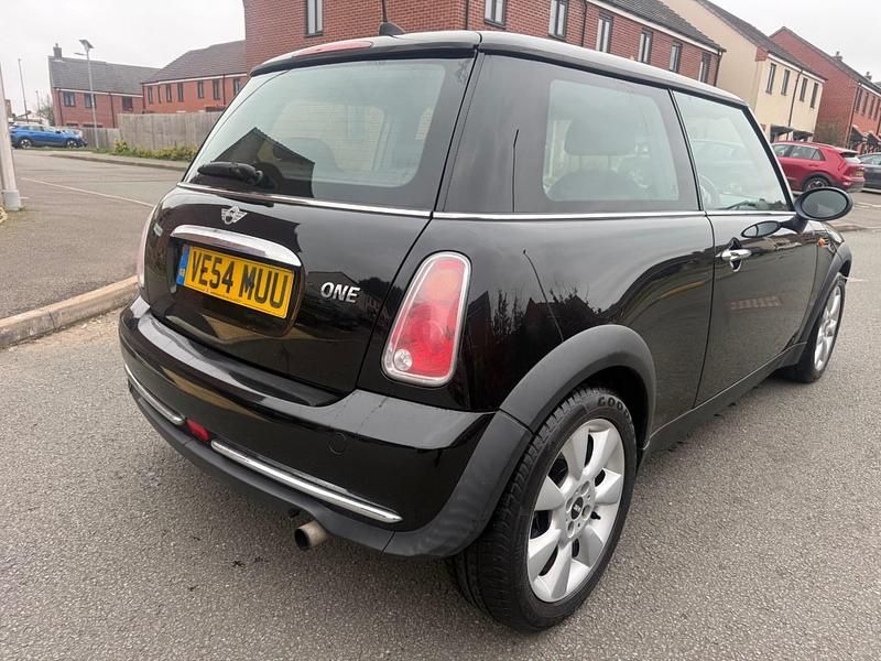 Used Mini ONE Hatch 2004 Black Hatchback