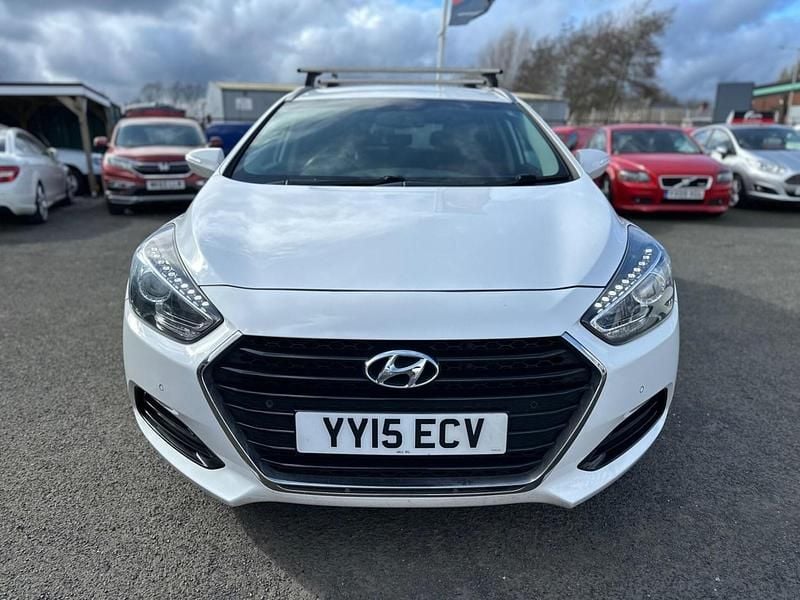 Used Hyundai i40 SE 2015 White Estate