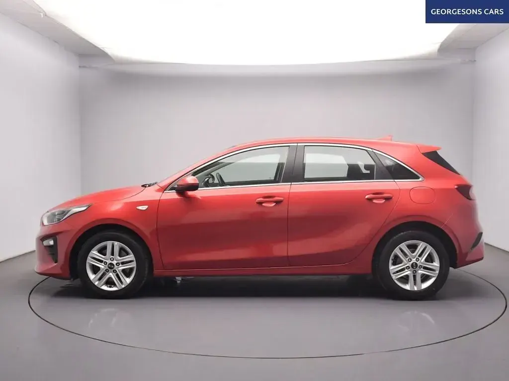 Used Kia Ceed 134 HP (98 kW) 2021 Red Hatchback