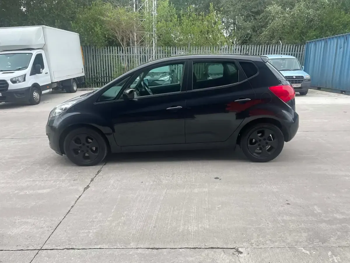 Used Kia Venga 2013 Black Hatchback