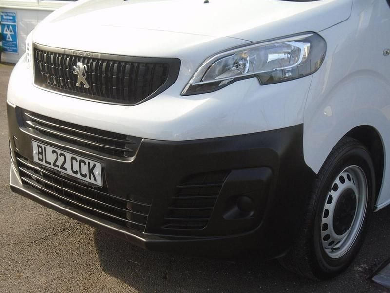 Used Peugeot Expert Premium 2022 White Van