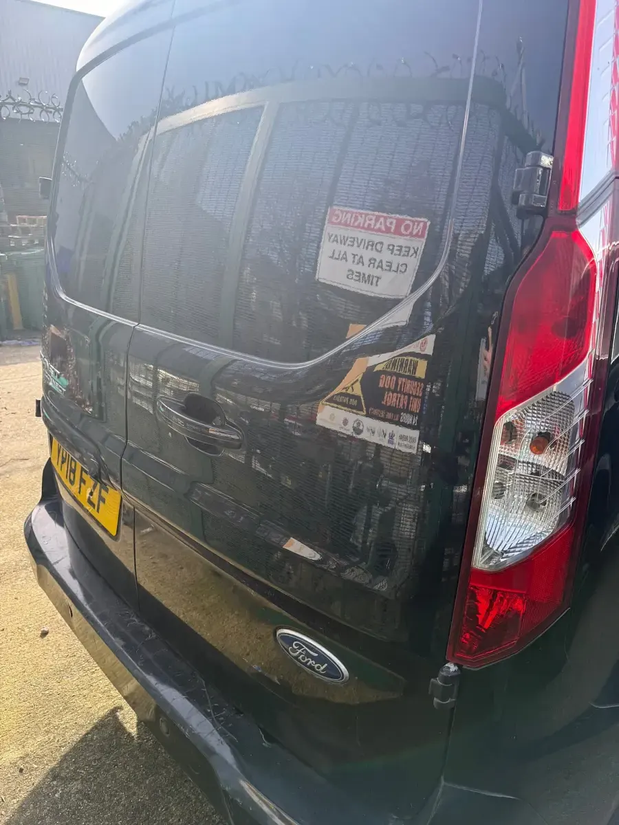 Usado Ford Transit Connect Limited 120 HP (88 kW) 2018 Preto Monovolume