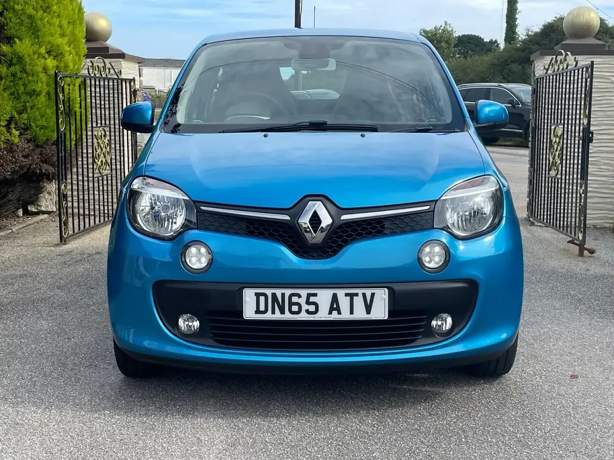 Used Renault Twingo Dynamique 70 HP (51 kW) 2015 Blue Hatchback
