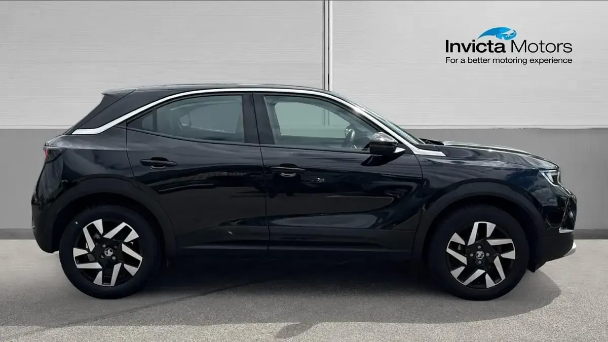 Używany Vauxhall Mokka Edition 130 KM (95 kW) 2021 Czarny SUV