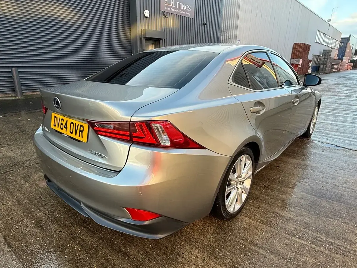 Used Lexus IS300h Executive Line 2014 Silver Sedan