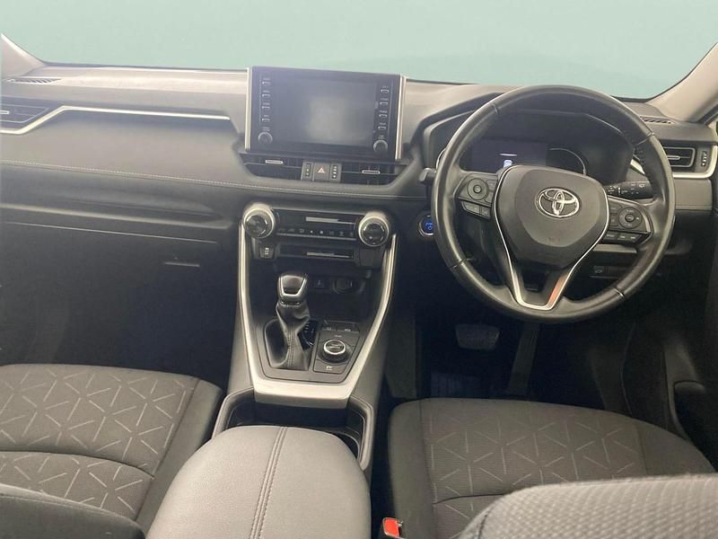 Used Toyota RAV4 Hybrid Design 222 HP (163 kW) 2021 White SUV