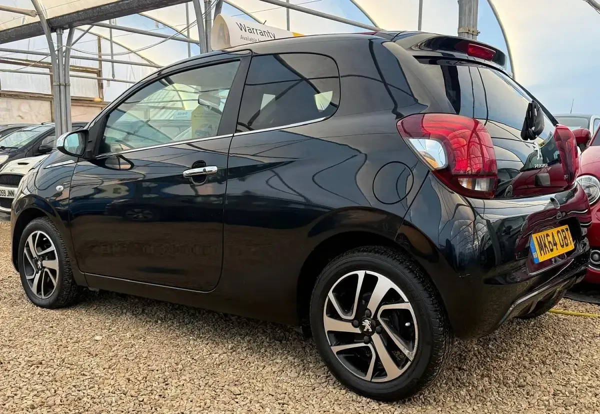 Used Peugeot 108 Allure 82 HP (60 kW) 2014 Black Hatchback