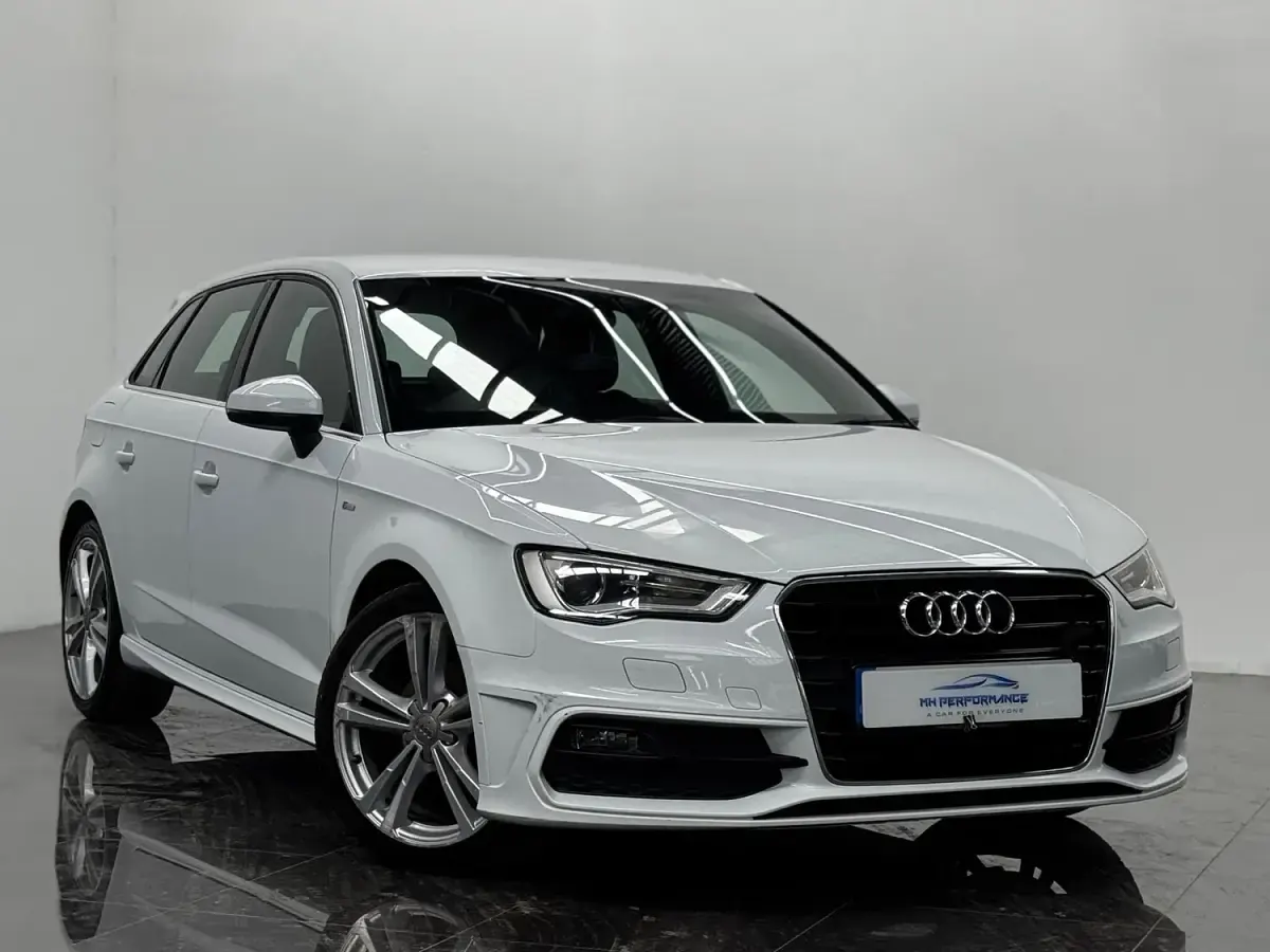 Used Audi A3 S-Line 125 HP (91 kW) 2014 White Hatchback