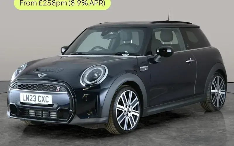 Usado Mini Cooper S Exclusive 178 HP (130 kW) 2022 Citadino