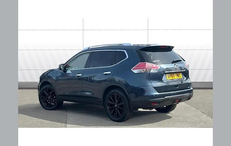 Used Nissan X-Trail N-Vision 130 HP (95 kW) 2017 Blue SUV