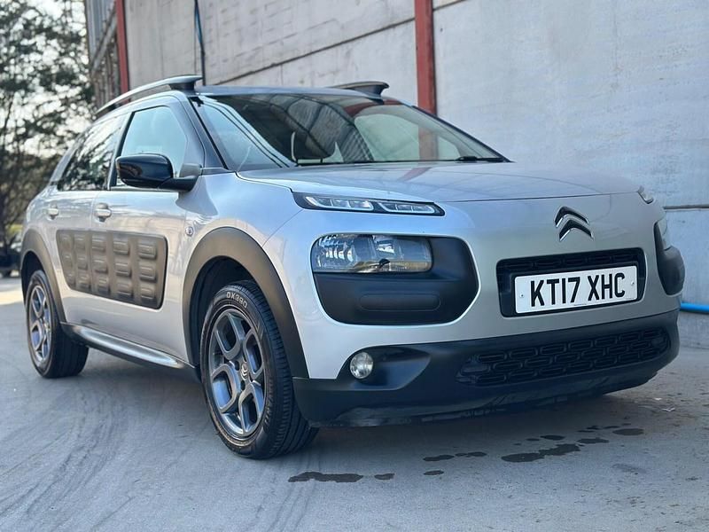 Silver Used 2017 Citroën C4 Cactus Feel Hatchback | £4,295 (Fair price) - Image 1/4