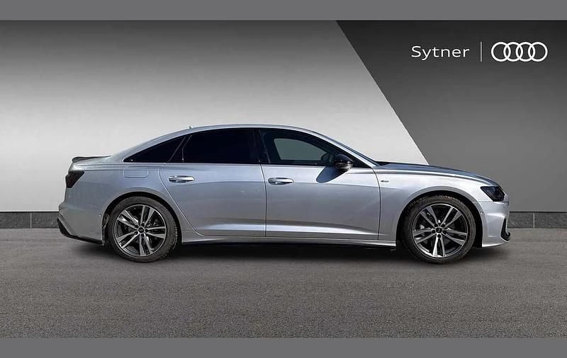 Usado Audi A6 S-Line 295 HP (216 kW) 2024 Prateado Sedan