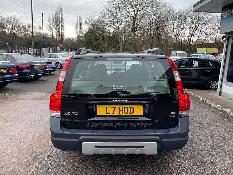 Usado Volvo XC70 SE 185 HP (136 kW) 2007 Preto Carrinha