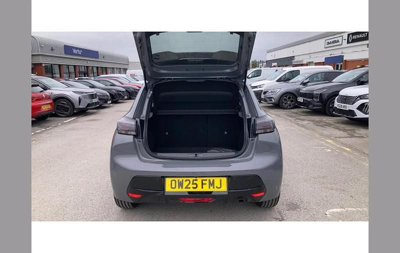 Used Peugeot 208 Allure 101 HP (74 kW) 2025 Grey Hatchback