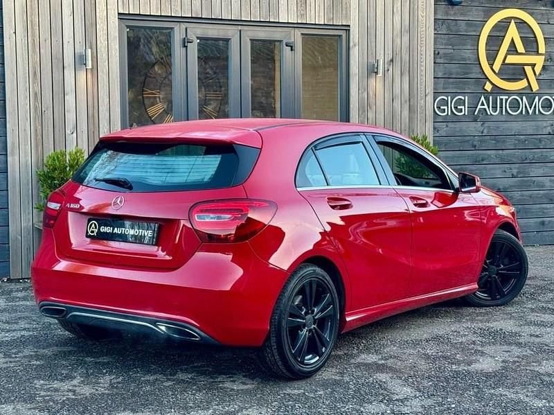 Used Mercedes A160 102 HP (75 kW) 2016 Red Hatchback