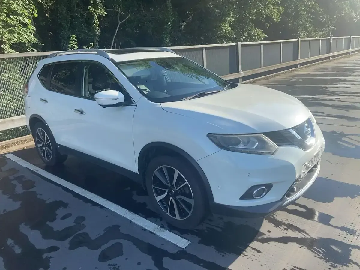 Used Nissan X-Trail Tekna 130 HP (95 kW) 2015 White SUV