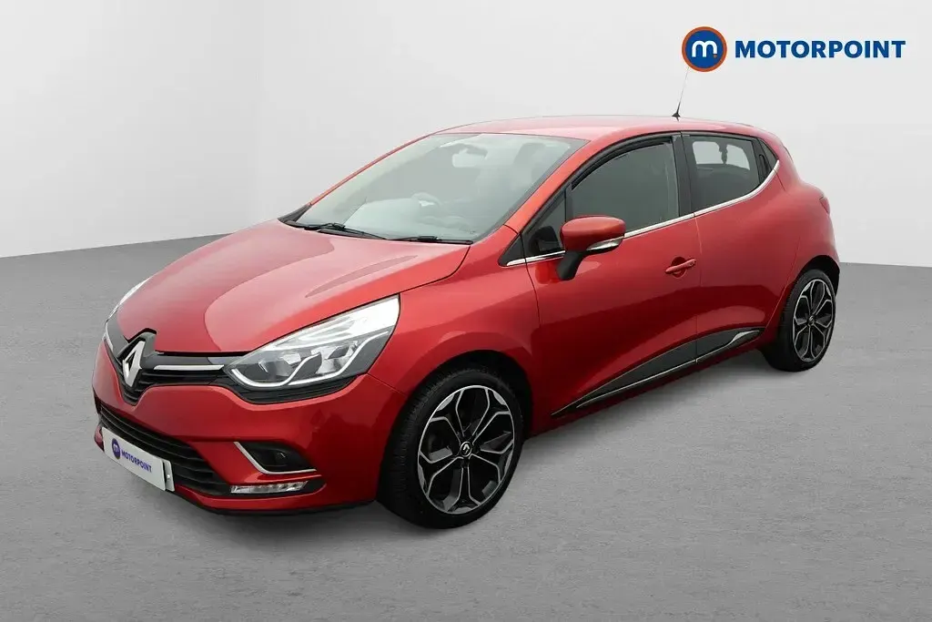 Used Renault Clio IV Iconic 76 HP (55 kW) 2018 Red Hatchback