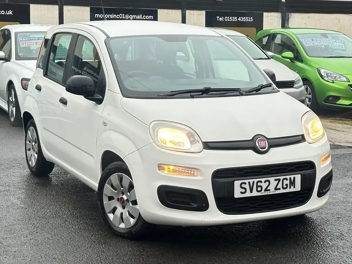 Used Fiat Panda Pop 69 HP (50 kW) 2012 White Hatchback