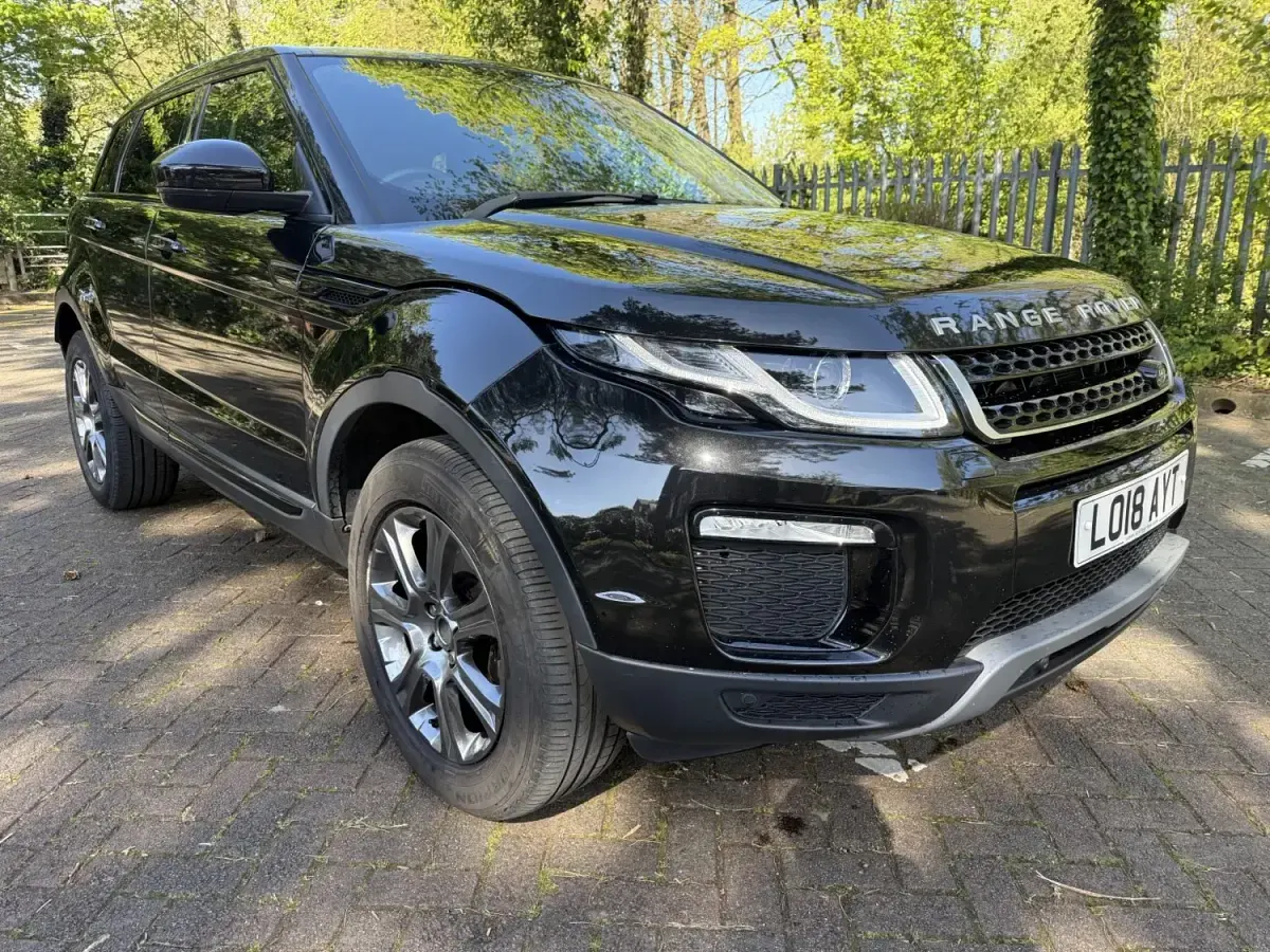 Używany Land Rover Range Rover evoque SE 2018 Czarny SUV