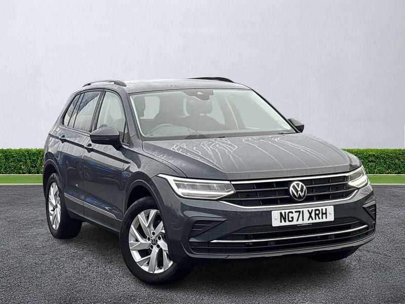 Used VW Tiguan Life 130 HP (95 kW) 2022 Grey SUV