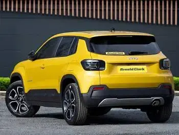 New Jeep Avenger Summit 100 HP (73 kW) 2026 Yellow SUV