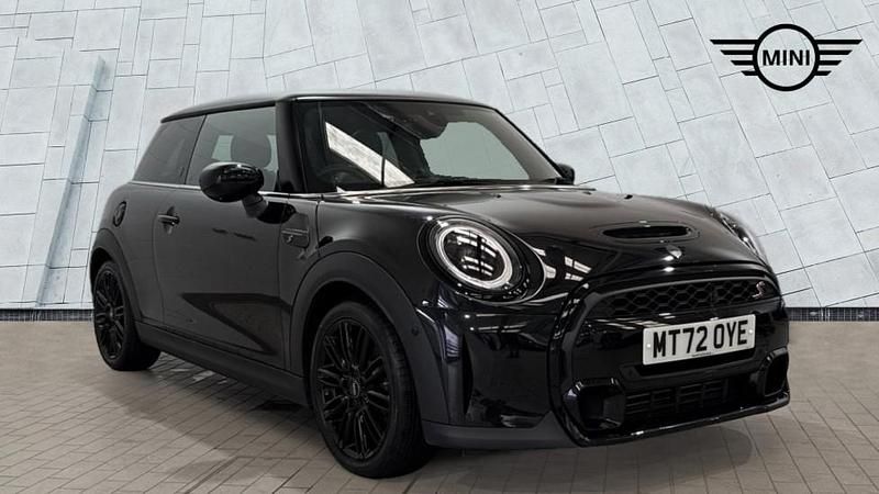 Black Used 2023 Mini Cooper S Exclusive Hatchback | £22,899 (Fair price) - Image 1/4
