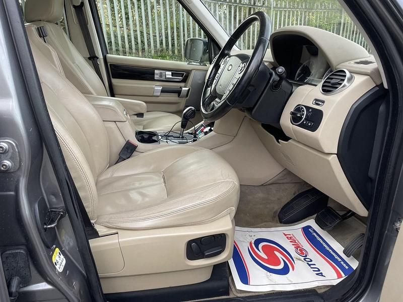 Used Land Rover Discovery 4 HSE 245 HP (180 kW) 2010 Grey SUV