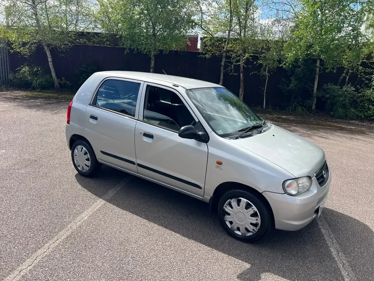 Used Suzuki Alto GL 62 HP (45 kW) 2004 Silver Hatchback
